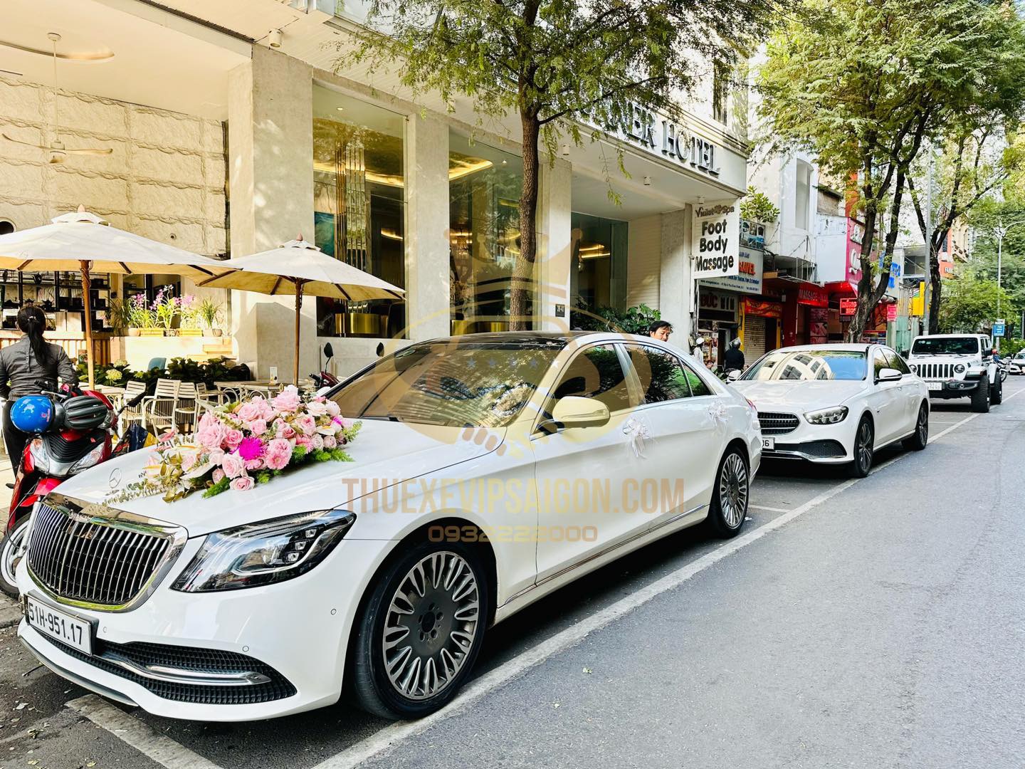 Công ty Vip Cars Bảo Dương cho thuê xe cưới Mercedes ngày 27/3/2023