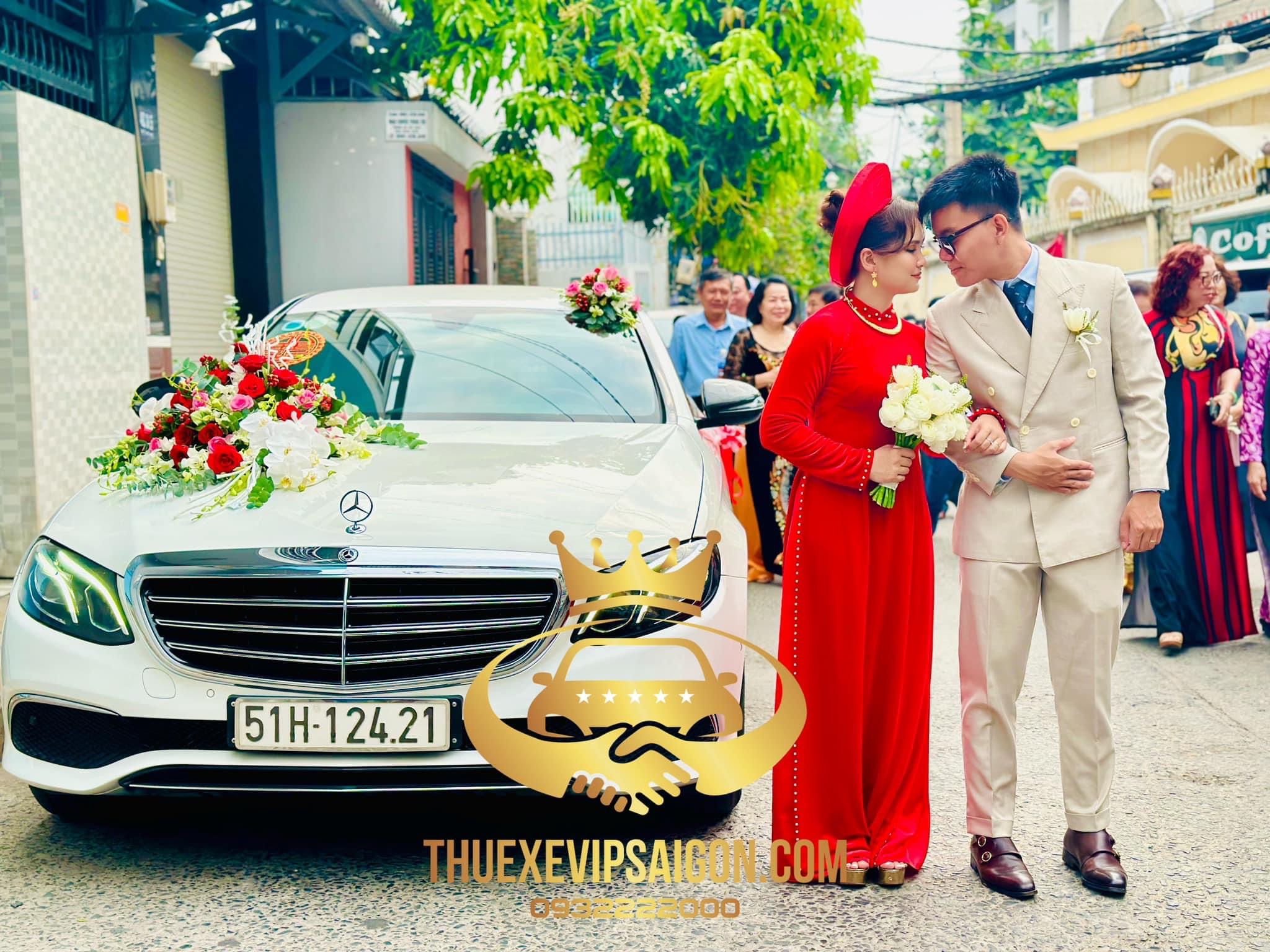 Công ty Vip Cars Bảo Dương cho thuê xe cưới Mercedes ngày 18/2/2023